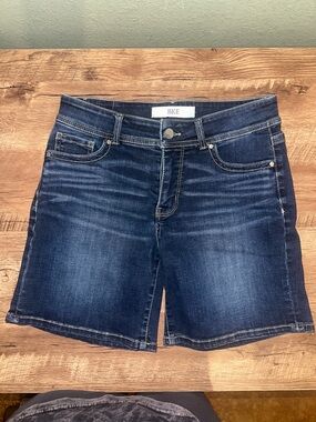 BKE Women's Dark Gabby Denim Shorts